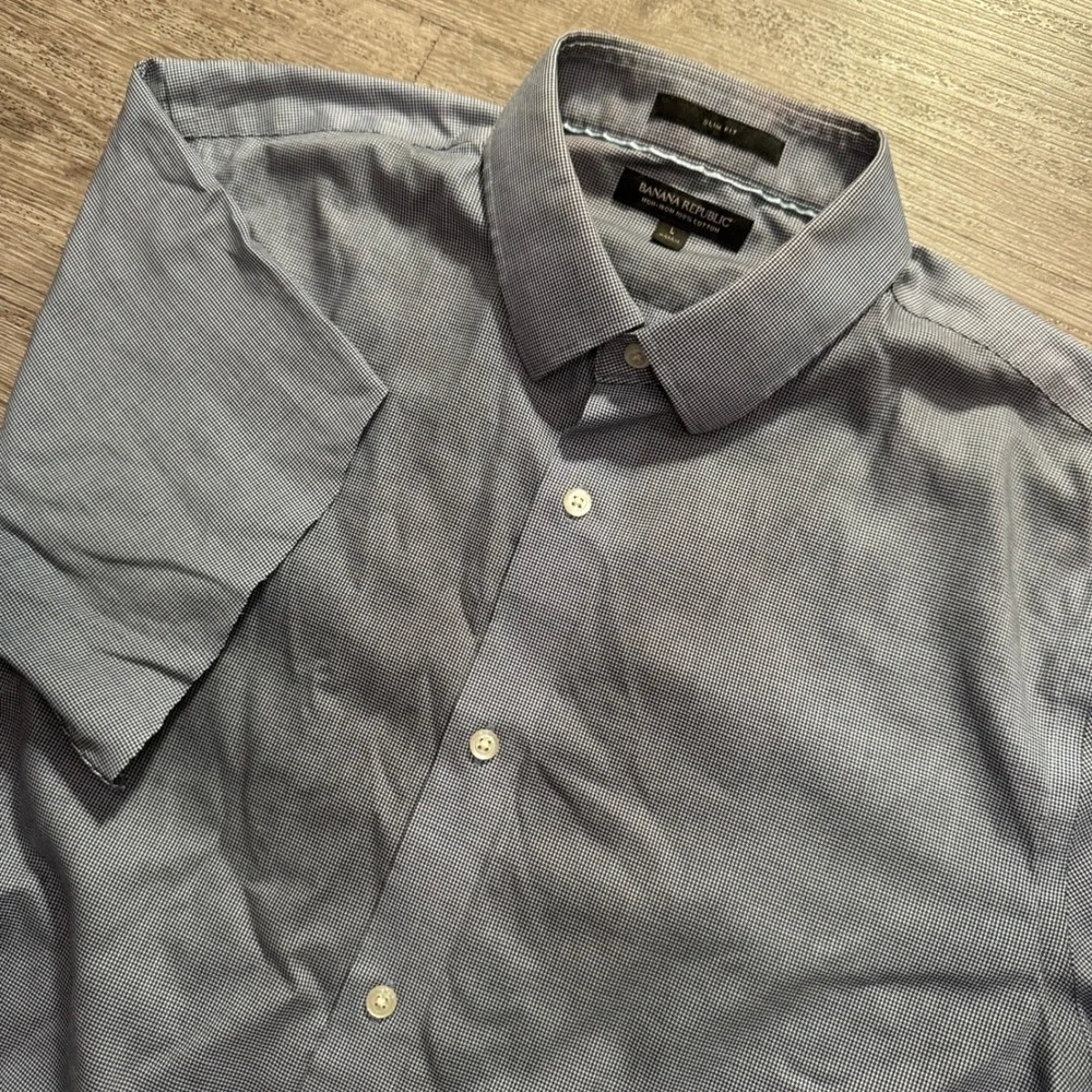 Banana Republic Shirt Mens L Blue Micro Houndstooth Cotton Cutoff Raw Sleeve